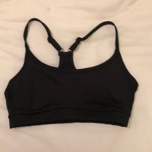 sports bra